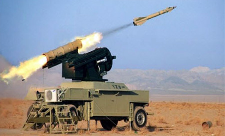 El CGRI abate un drone israelí por un misil de la defensa antiaérea